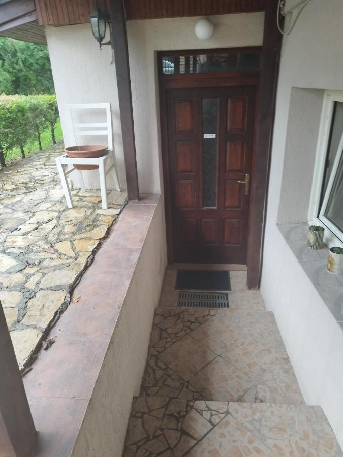 Apartment Goksi *