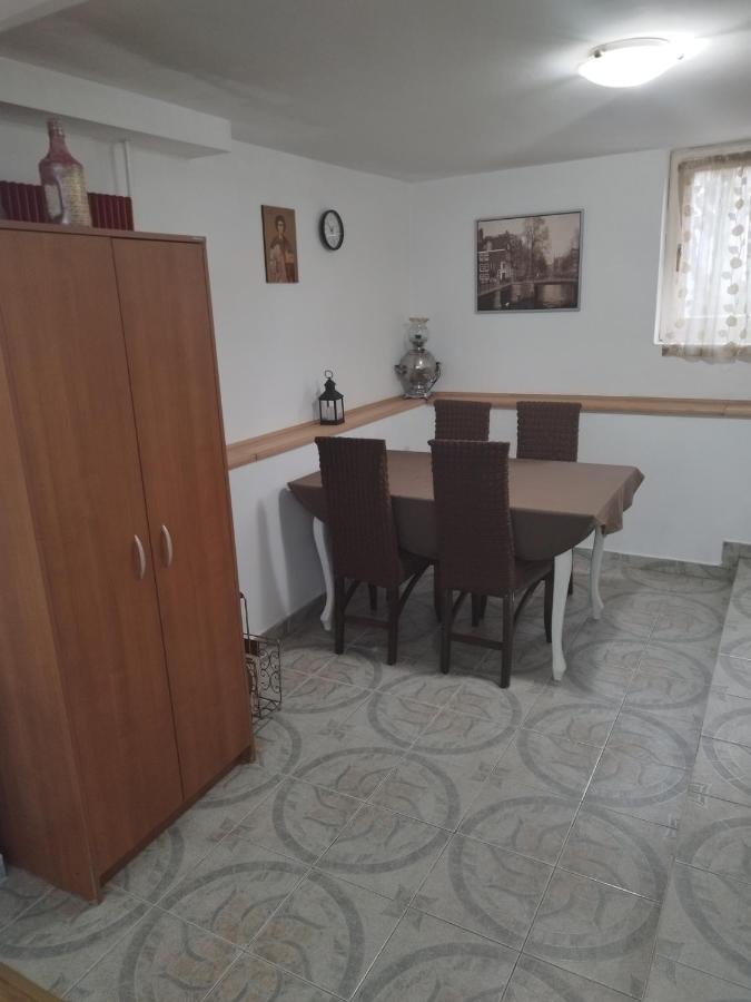 Goksi Apartment *